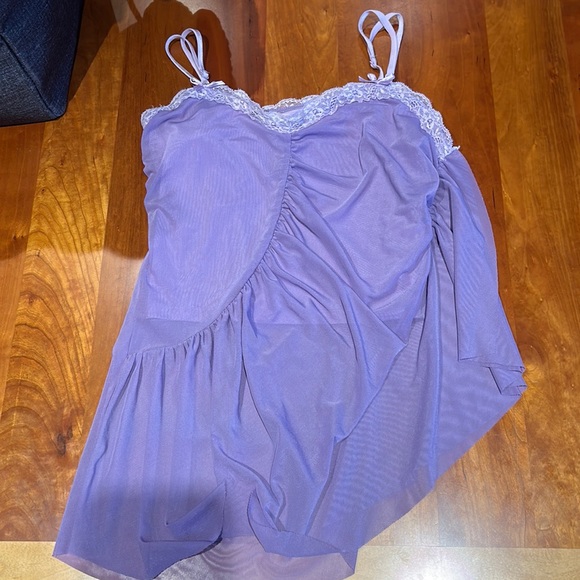 Adorable Urban Outfitters lingerie top - Picture 1 of 1